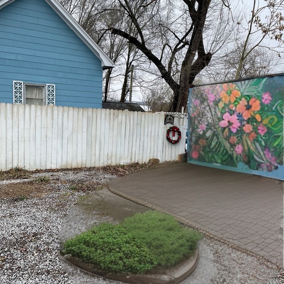 COPY - Annette here.  Love visits! Pics of house are 2 years projections! - Picture 4 of 12